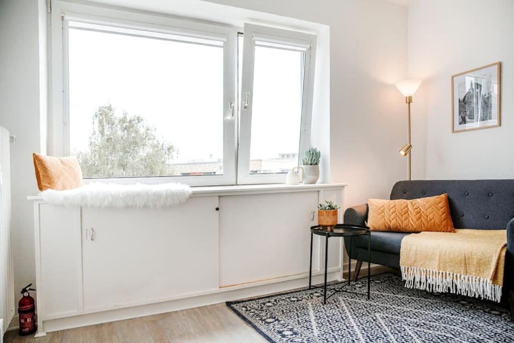 City-Appartement, Holtenauer Strasse Mit 24H Check-In Kiel Bagian luar foto